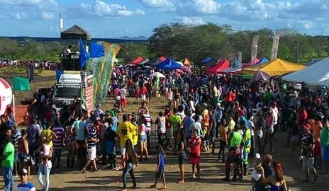 8º Motocross atrae milhares de pessoas em Delmiro Gouveia