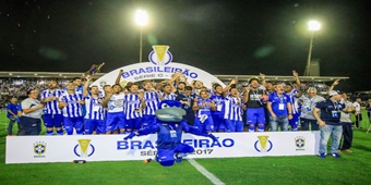 É campeão! CSA empata com o Fortaleza e conquista título inédito da Série C