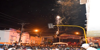 Milhares de pessoas participam da festa de virada de ano em Mata Grande
