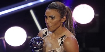 Marta, alagoana de Dois Riachos, é eleita a melhor jogadora do mundo pela sexta vez
