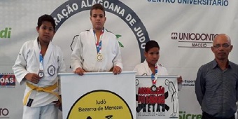 Atleta delmirense conquista primeiro lugar em Campeonato de judô