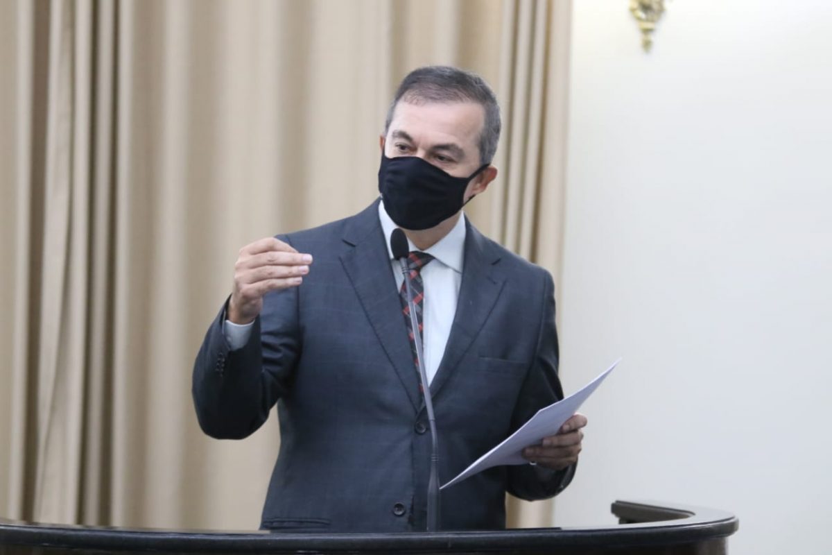 Reajuste em tarifa energética é criticado por deputado Ronaldo Medeiros