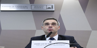 CCJ do Senado aprova indicação de André Mendonça para o Supremo