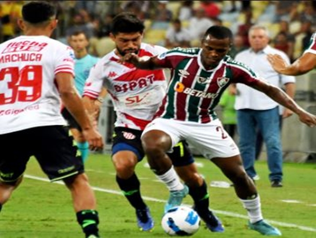 Fluminense empata fora de casa e se complica na Sul-Americana
