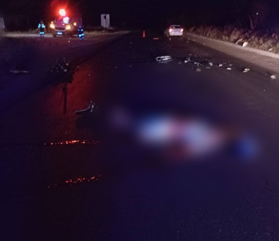 Homem morre e tem braço e perna espedaçados após colisão entre carro e moto na BR-423