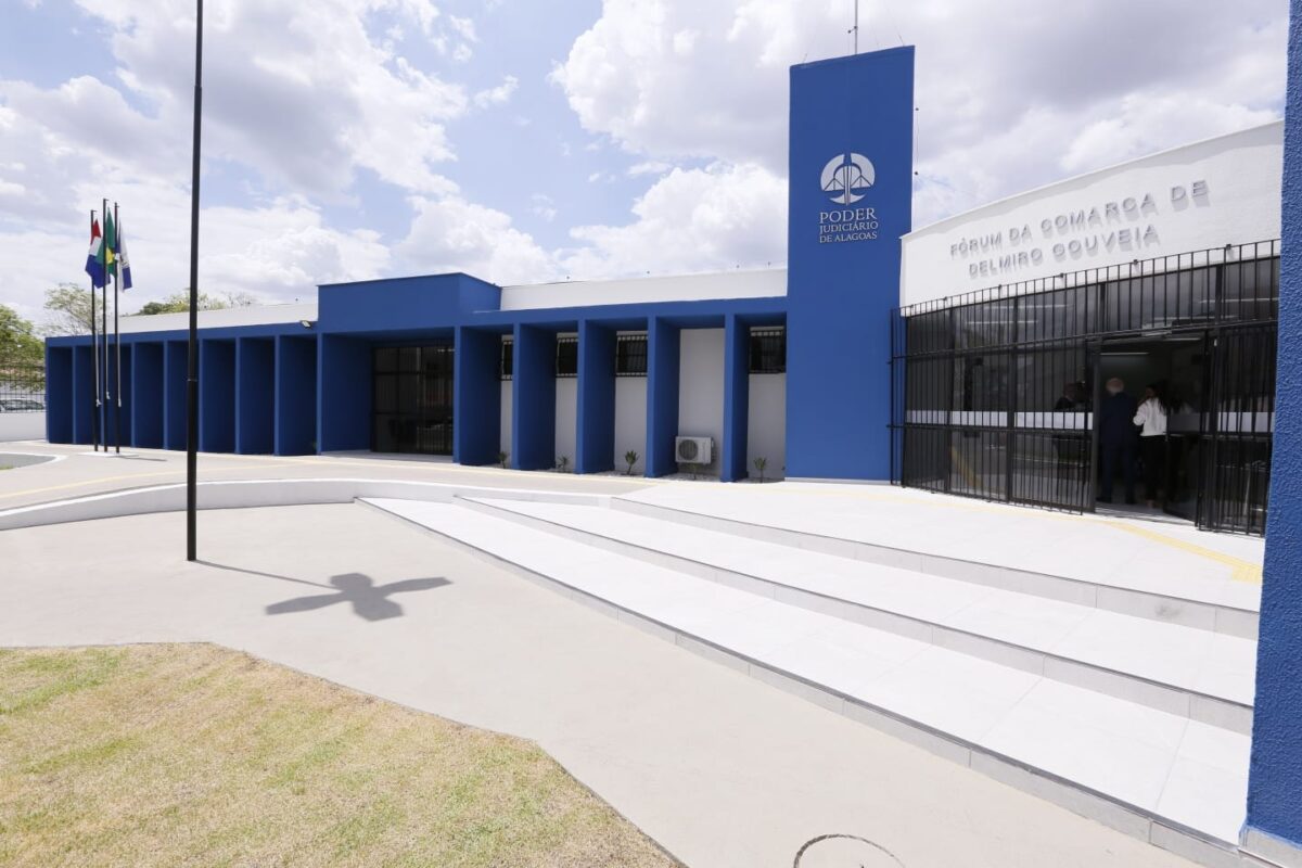 Delmiro Gouveia recebe Fórum da Justiça reformado