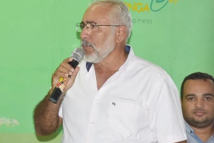 Reviravolta Política: Padre Eraldo, de cabo eleitoral a pré-candidato a prefeito de Delmiro Gouveia