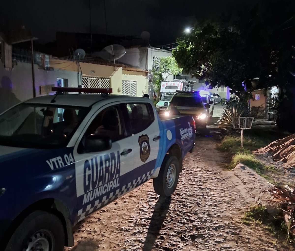 Patrulha Selma Bandeira prende homem por violência doméstica em Delmiro Gouveia
