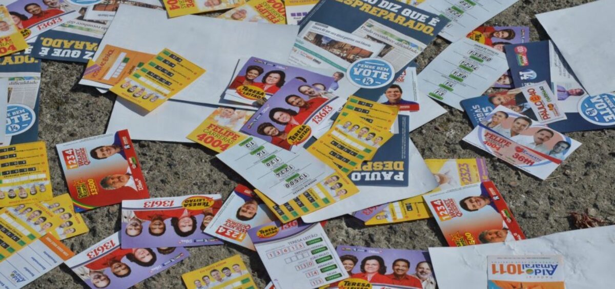 Candidatos gastam quase R$1 milhão em panfletos e adesivos em campanhas