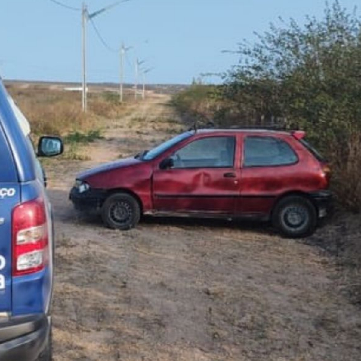 Guarda Municipal é acionada para averiguar carro abandonado na zona rural de Delmiro Gouveia